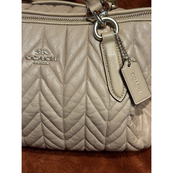COACH Ally Leather Quilted Beige Satchel shoulder Handbag Purse Luxury Neutral ￼ - Picture 2 of 11